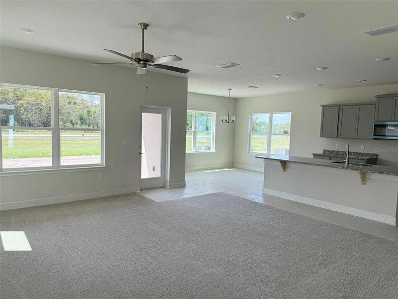 Spacious, unfurnished interior of a new home in , St. Cloud (Image 6).