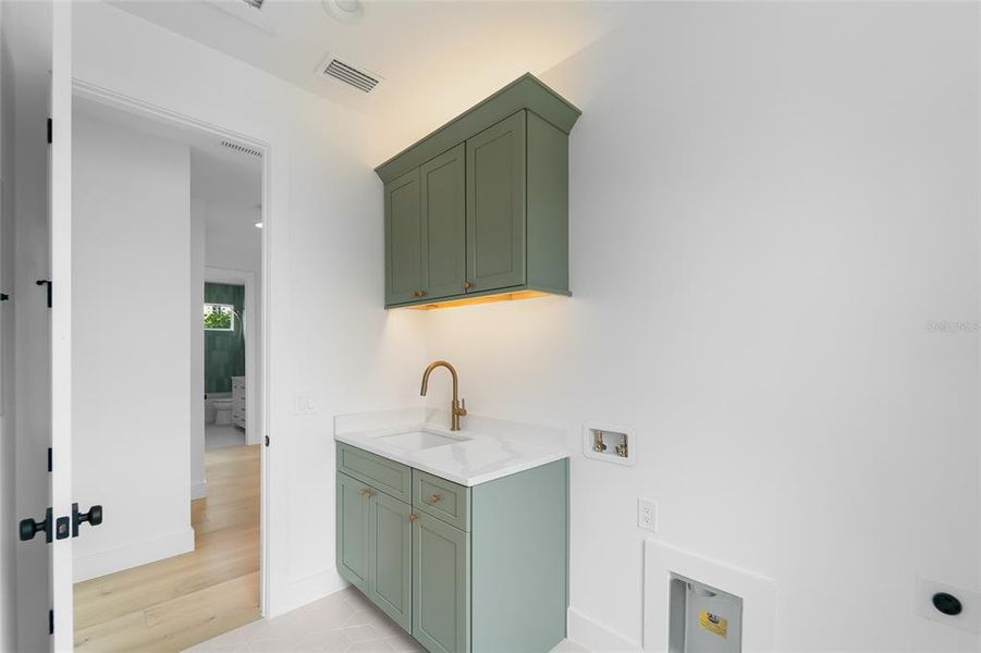 Furnished interior view inside a new home in , Tampa (Image 10).