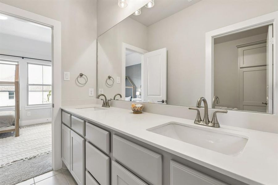 Furnished interior view inside a new home in , McKinney (Image 13).