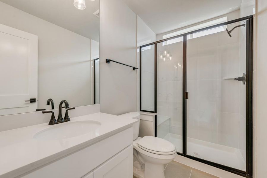 Furnished interior view inside a new home in Somerset Park, Rockwall (Image 20).