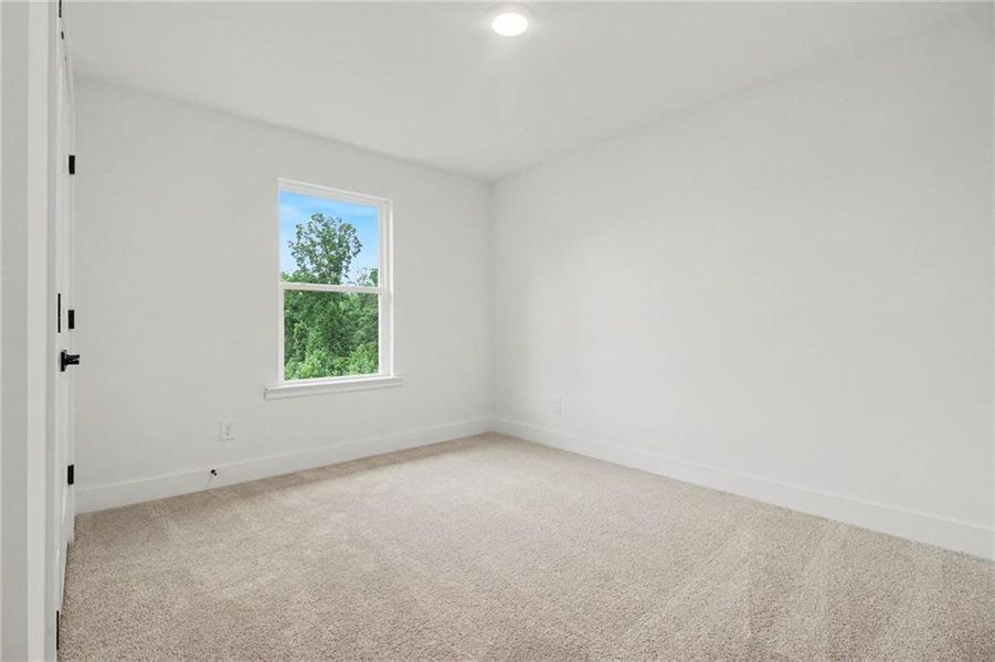 Spacious, unfurnished interior of a new home in Thunder Ridge, Dawsonville (Image 41).