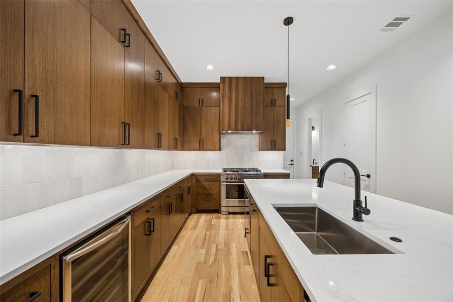 Furnished interior view inside a new home in , Dallas (Image 5). Furnished interior view inside a new home in , Dallas (Image 5).