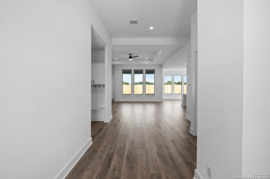 Spacious, unfurnished interior of a new home in Legacy at Lake Dunlap, New Braunfels (Image 10). Spacious, unfurnished interior of a new home in Legacy at Lake Dunlap, New Braunfels (Image 10).