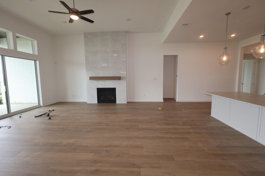 Spacious, unfurnished interior of a new home in Dunham Pointe, Cypress (Image 22). Spacious, unfurnished interior of a new home in Dunham Pointe, Cypress (Image 22).
