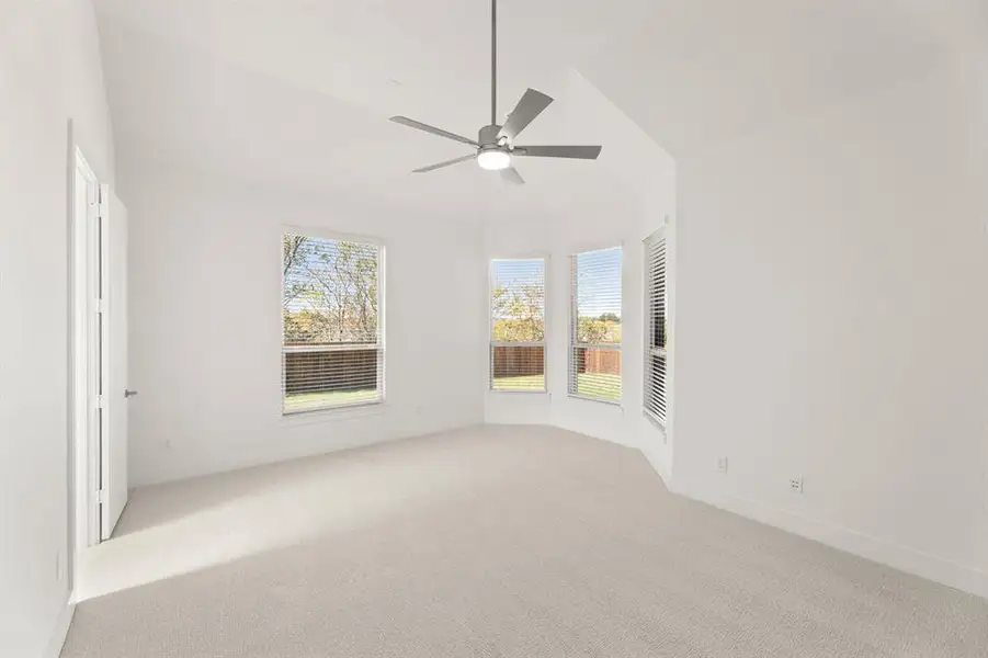 19_621 Hidden Lakes-Primary Suite-1