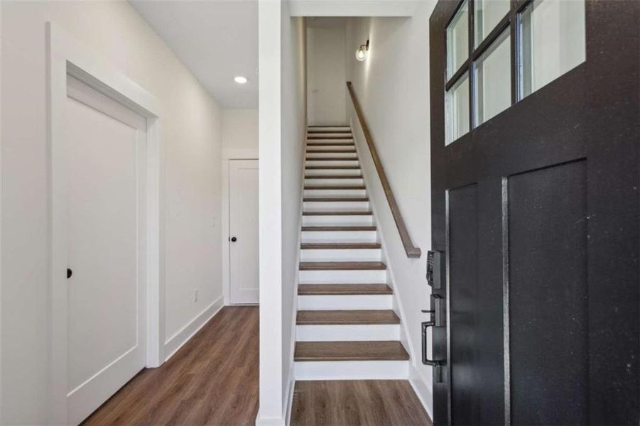 Spacious, unfurnished interior of a new home in Three Points at Chosewood Park, Atlanta (Image 15).