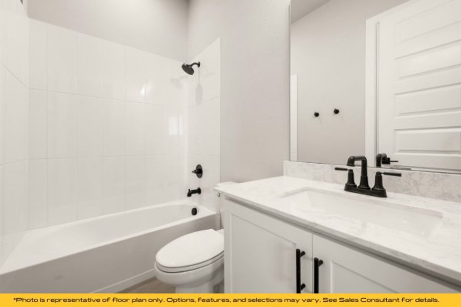Representative furnished interior of a home built from the Tahoe by Stonefield Homes in Heath Golf and Yacht Club, Rockwall (Image 44).