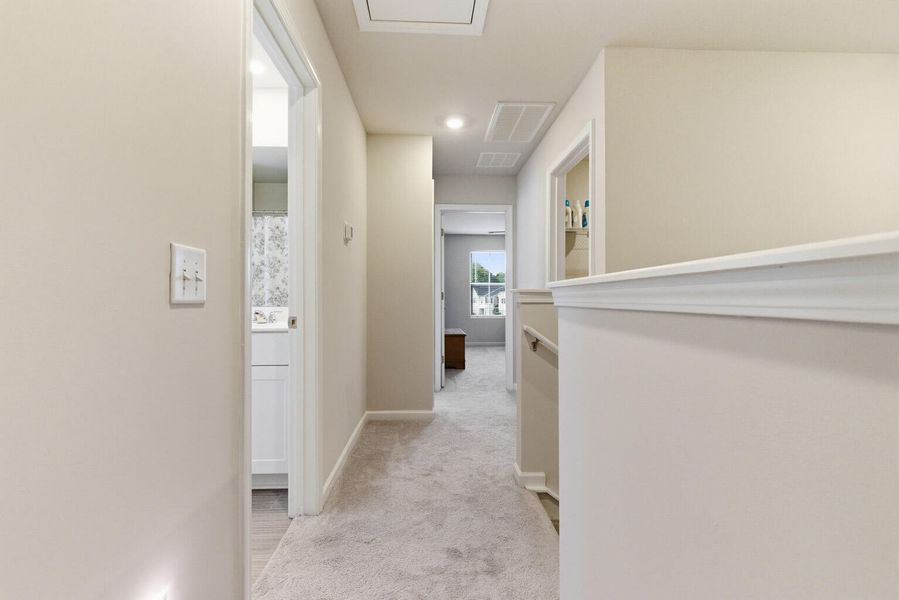 Spacious, unfurnished interior of a new home in , Charleston (Image 22).