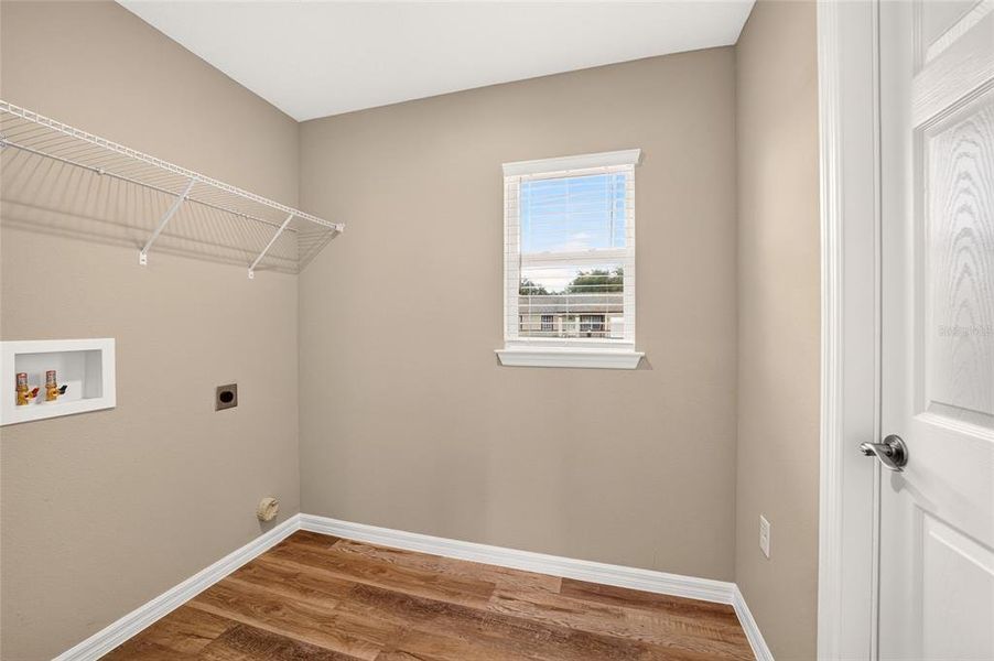 Spacious, unfurnished interior of a new home in , Ocala (Image 26).