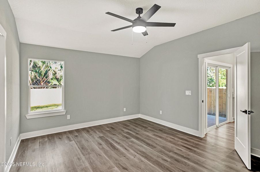 Spacious, unfurnished interior of a new home in , St. Augustine (Image 17).