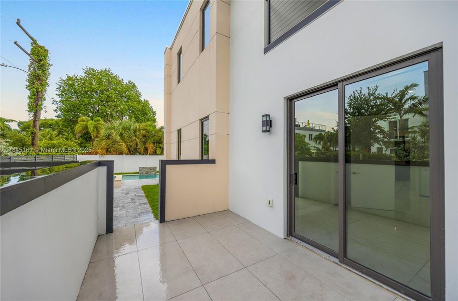 Exterior details and patio area of a home in , Fort Lauderdale (Image 37). Exterior details and patio area of a home in , Fort Lauderdale (Image 37).