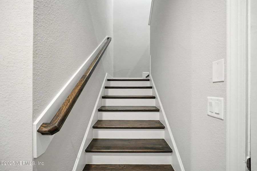 Image 42 of a home in .