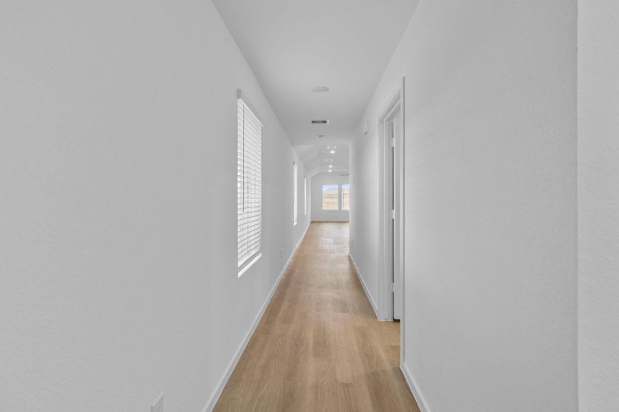 Spacious, unfurnished interior of a new home in Cypress Green, Tomball (Image 11). Spacious, unfurnished interior of a new home in Cypress Green, Tomball (Image 11).