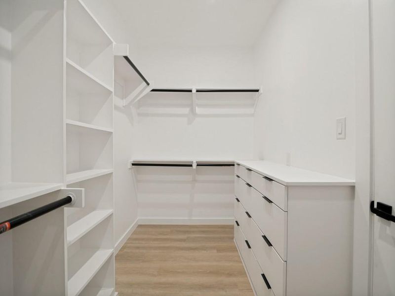 Furnished interior view inside a new home in , Terrell (Image 6).