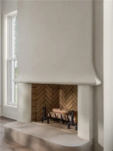 Image 37 of a home in .