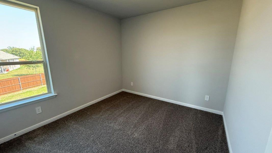 Spacious, unfurnished interior of a new home in Saratoga, Granbury (Image 14). Spacious, unfurnished interior of a new home in Saratoga, Granbury (Image 14).