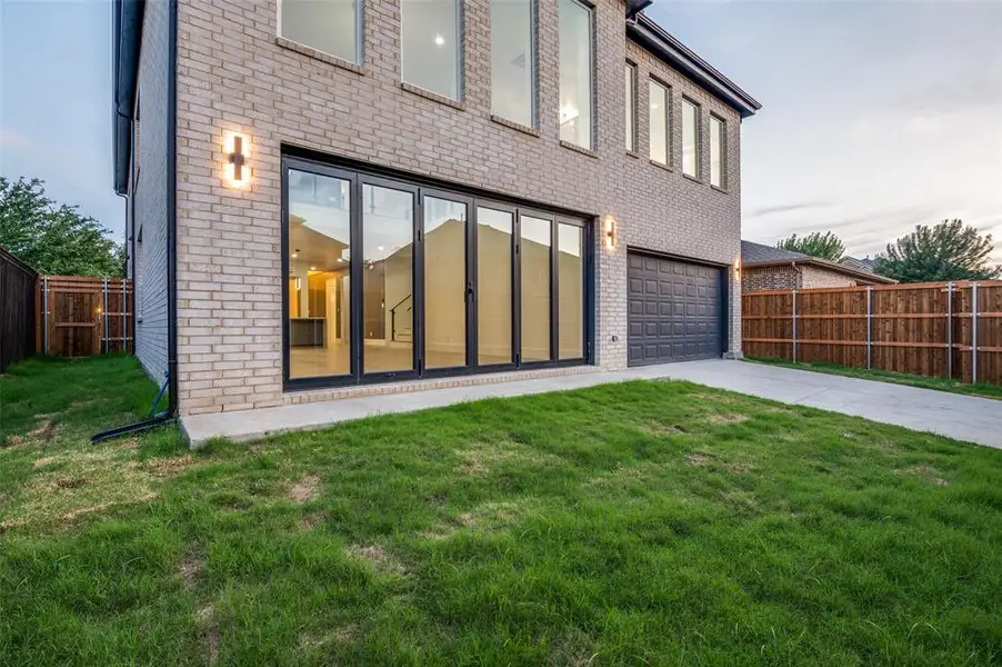 Exterior details and patio area of a home in , Frisco (Image 3).