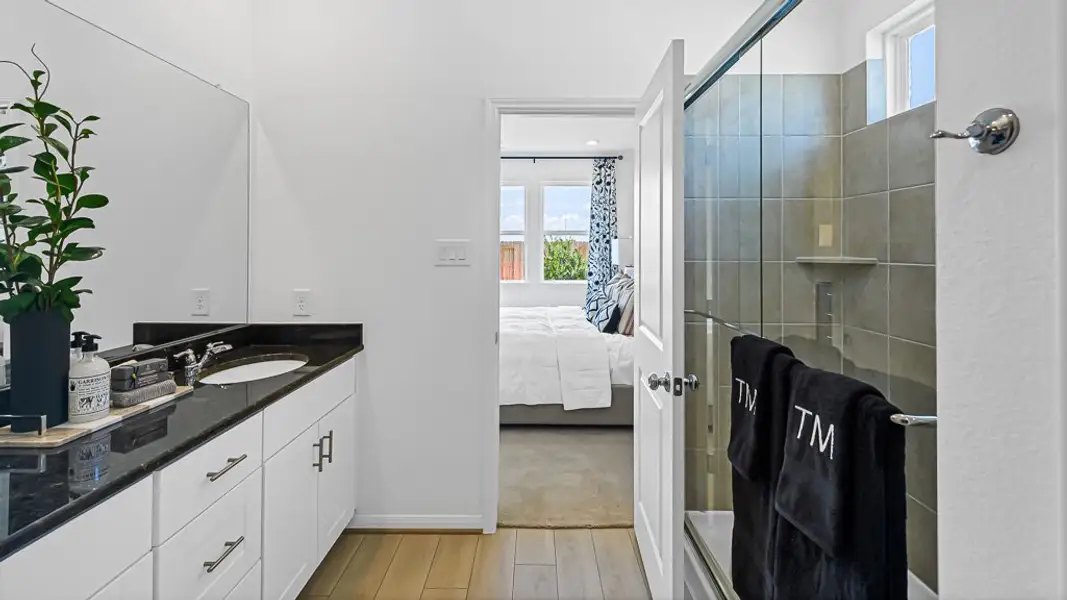 Furnished interior view inside a new home in Redbud, Hockley (Image 4).