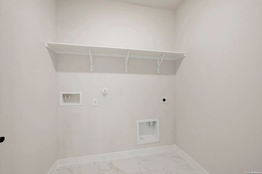 Spacious, unfurnished interior of a new home in , New Braunfels (Image 23). Spacious, unfurnished interior of a new home in , New Braunfels (Image 23).