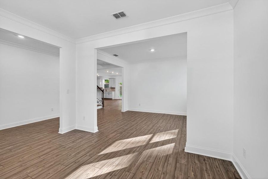 Spacious, unfurnished interior of a new home in Bailey Fence, Dacula (Image 25).