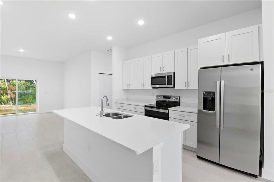 Furnished interior view inside a new home in , Dunnellon (Image 3).