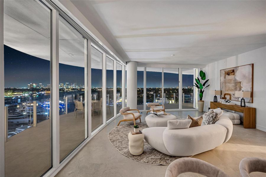 Furnished interior view inside a new home in , Fort Lauderdale (Image 73).