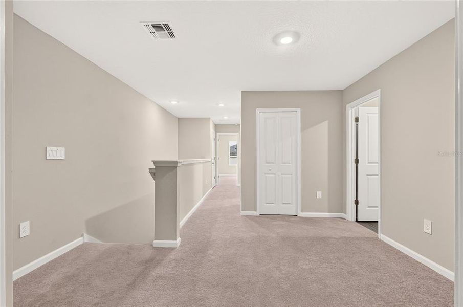 Spacious, unfurnished interior of a new home in , Alachua (Image 25).