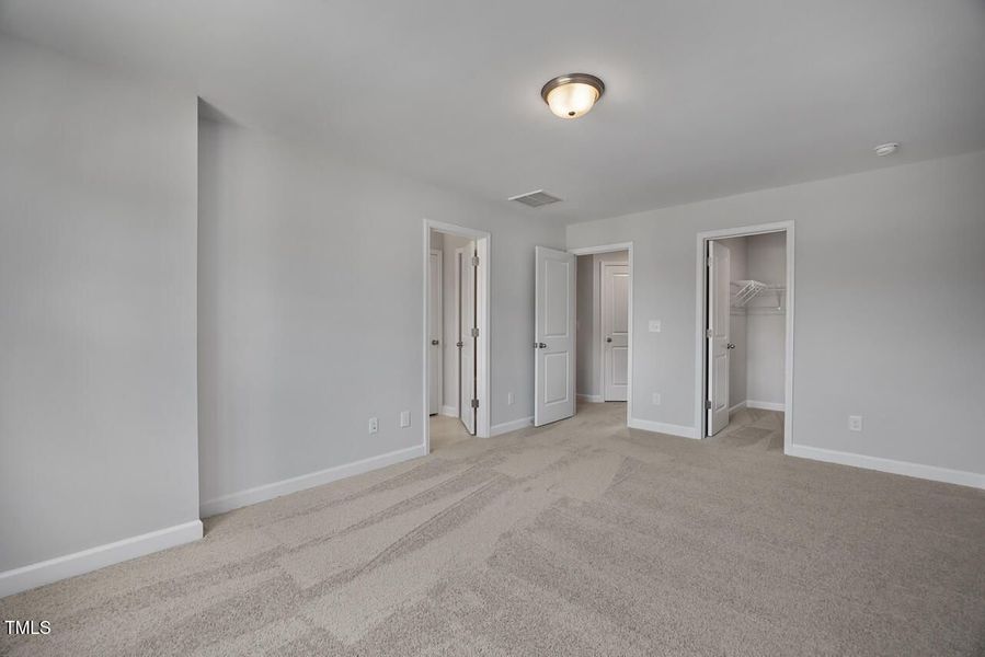 Spacious, unfurnished interior of a new home in Springvale, Fuquay Varina (Image 17).