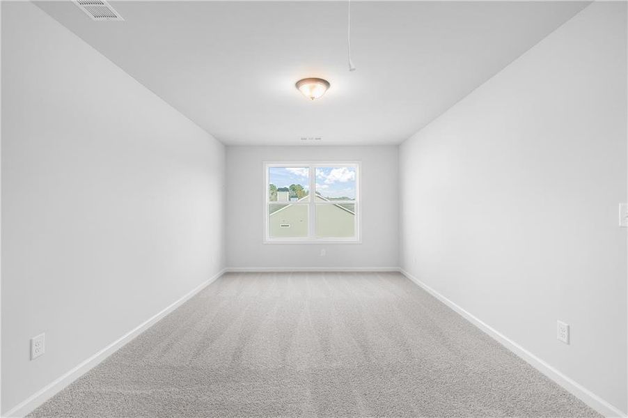 Spacious, unfurnished interior of a new home in Harmony Farms, Eatonton (Image 29).
