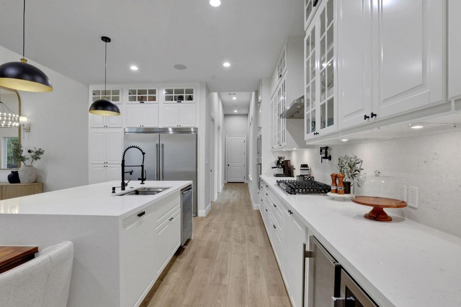 Furnished interior view inside a new home in , Tomball (Image 14).