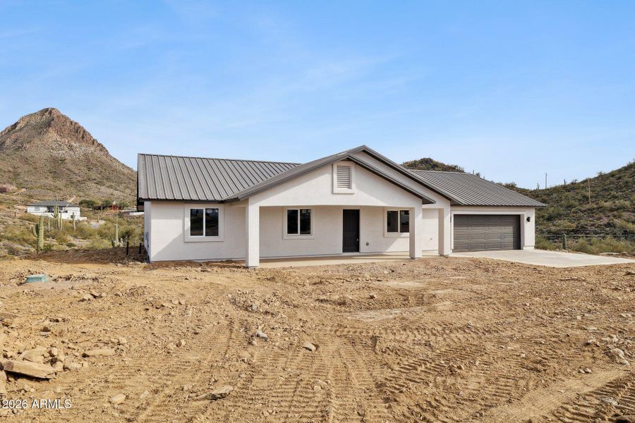 3-web-or-mls-46210-n-36th-ave