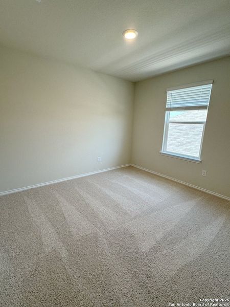 Spacious, unfurnished interior of a new home in Santa Clara, Converse (Image 19). Spacious, unfurnished interior of a new home in Santa Clara, Converse (Image 19).