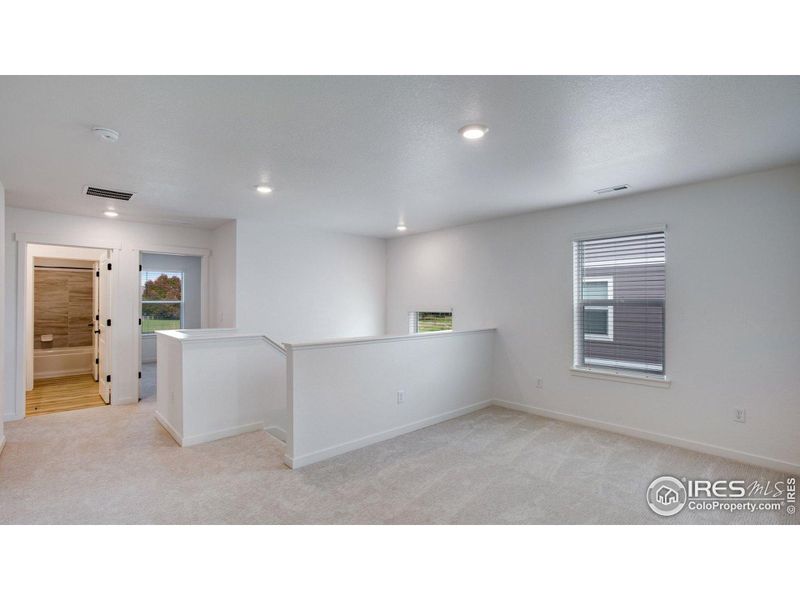 Spacious, unfurnished interior of a new home in Hansen Farm, Fort Collins (Image 15).