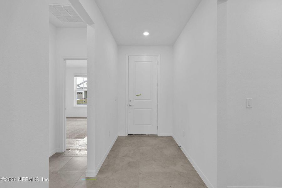 Spacious, unfurnished interior of a new home in Hyland Trail, Green Cove Springs (Image 41). Spacious, unfurnished interior of a new home in Hyland Trail, Green Cove Springs (Image 41).