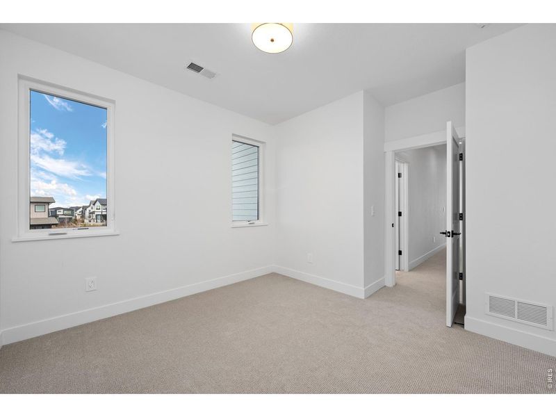 Spacious, unfurnished interior of a new home in , Louisville (Image 26).