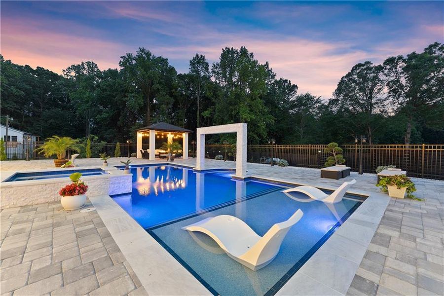 Community amenities in , Lawrenceville (Image 116).