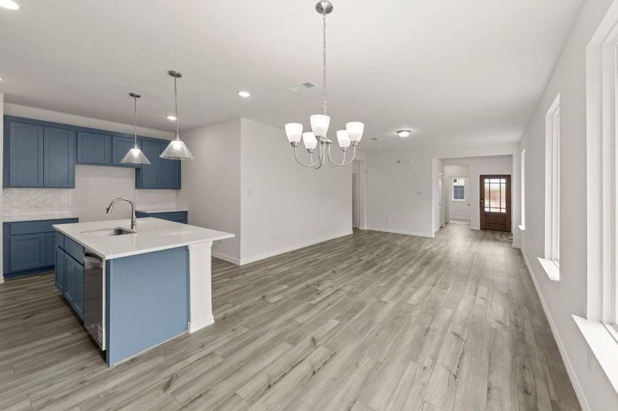 19. 127 Palo Duro - Dining (3) 19. 127 Palo Duro - Dining (3)