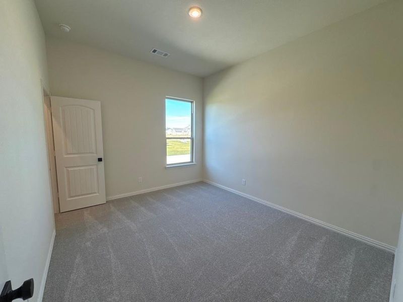 Spacious, unfurnished interior of a new home in Fairview Meadows, New Fairview (Image 13).