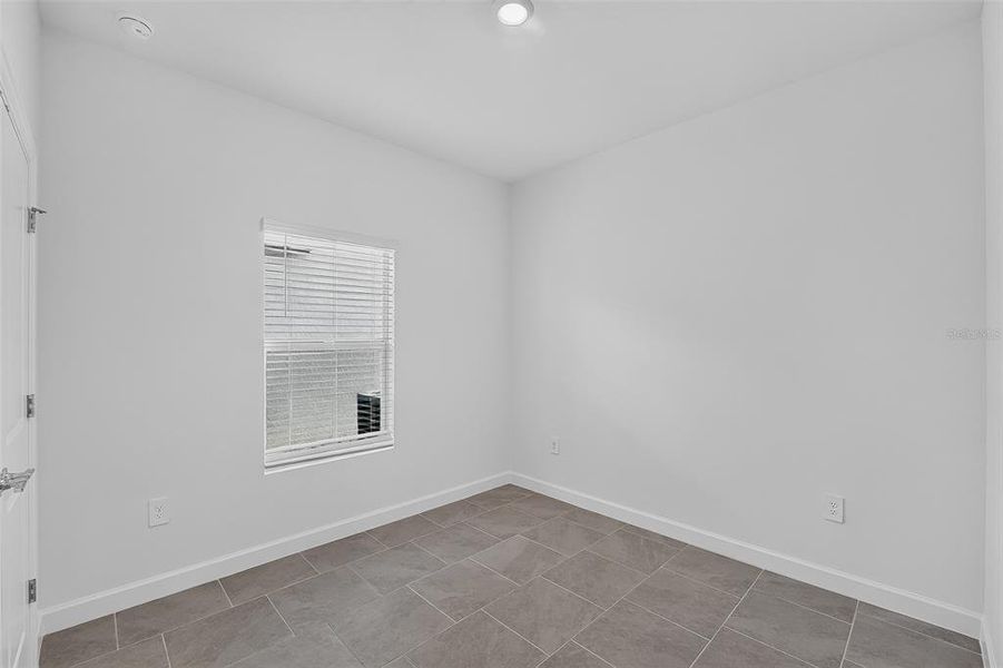 Spacious, unfurnished interior of a new home in Lennar at Turnleaf, Punta Gorda (Image 20). Spacious, unfurnished interior of a new home in Lennar at Turnleaf, Punta Gorda (Image 20).