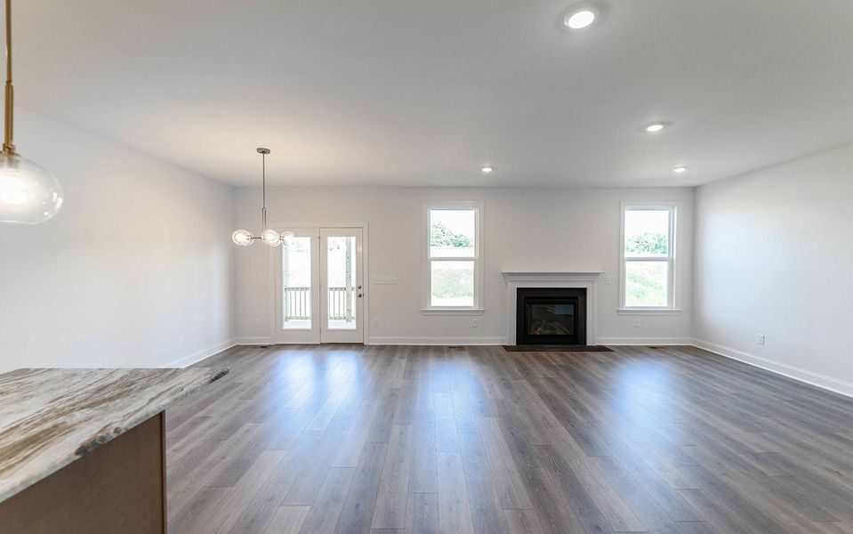 Spacious, unfurnished interior of a new home in Aden Woods, Fairview (Image 17).