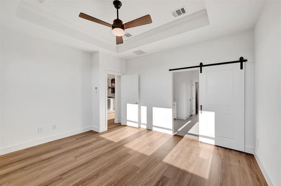 Spacious, unfurnished interior of a new home in Gateway Parks, Forney (Image 30).