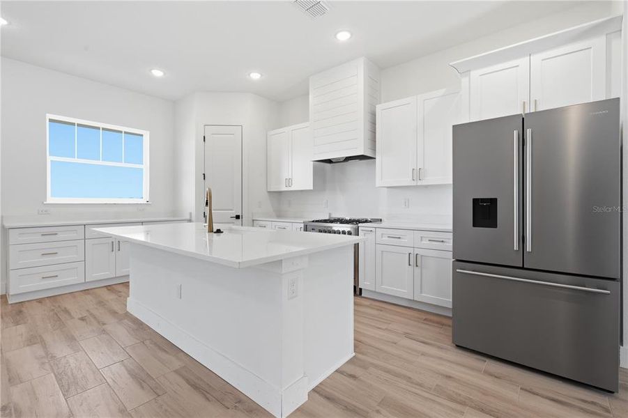 Furnished interior view inside a new home in , Dunnellon (Image 5).
