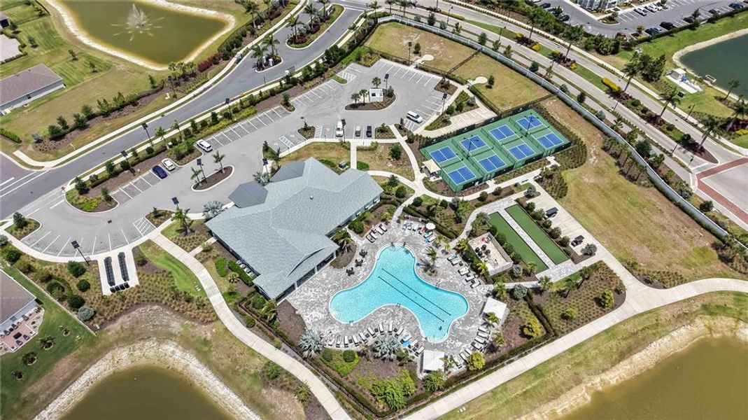 Community amenities in , Port Charlotte (Image 66).