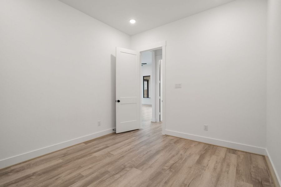 Representative unfurnished interior of a home built from the Alamo by HistoryMaker Homes in Hunters Crossing 60s, Sealy (Image 13). Representative unfurnished interior of a home built from the Alamo by HistoryMaker Homes in Hunters Crossing 60s, Sealy (Image 13).