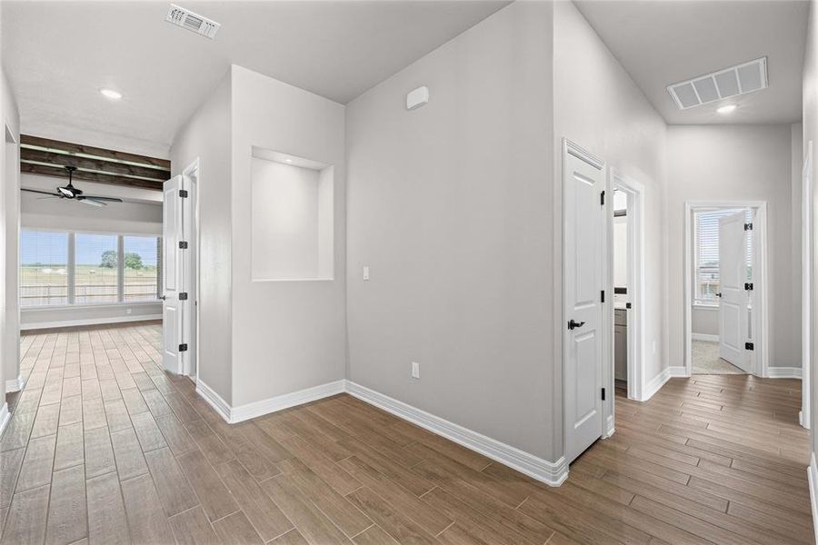 Spacious, unfurnished interior of a new home in , Troy (Image 31).