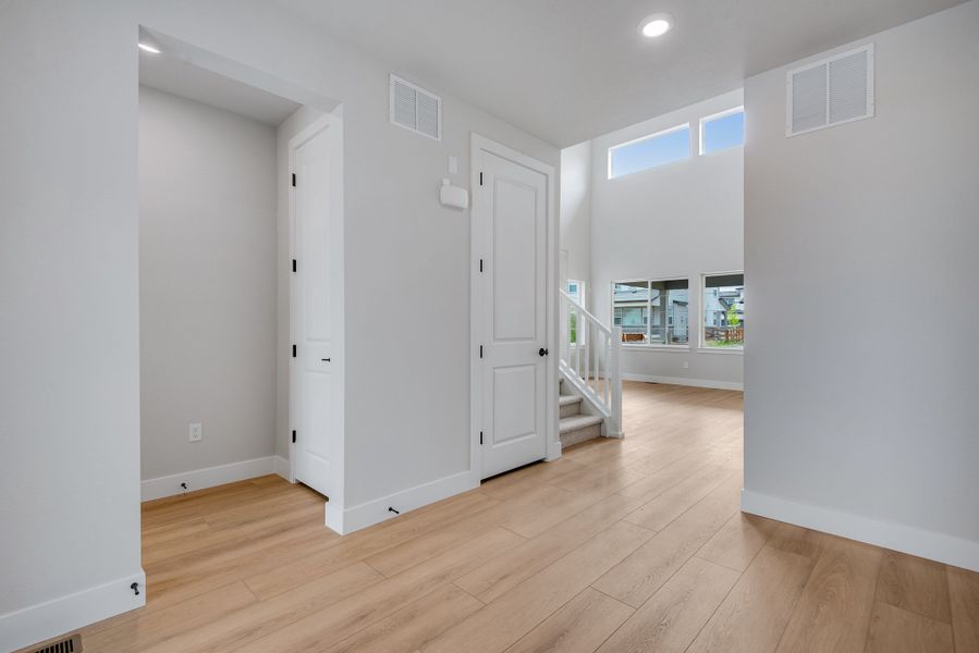 Spacious, unfurnished interior of a new home in The Aurora Highlands, Aurora (Image 48). Spacious, unfurnished interior of a new home in The Aurora Highlands, Aurora (Image 48).