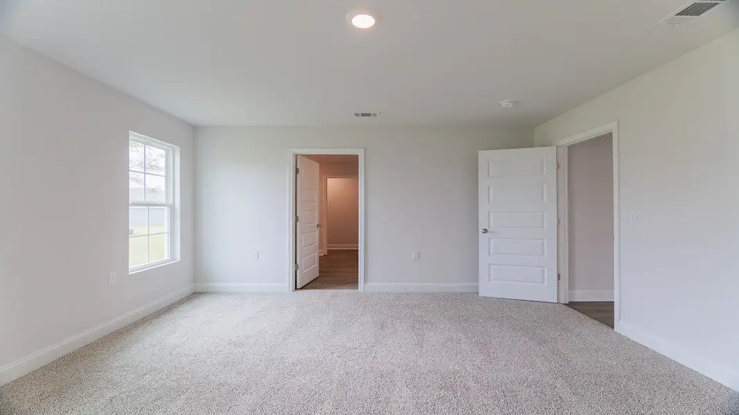 Spacious, unfurnished interior of a new home in Wesley Park, Crawfordville (Image 17). Spacious, unfurnished interior of a new home in Wesley Park, Crawfordville (Image 17).