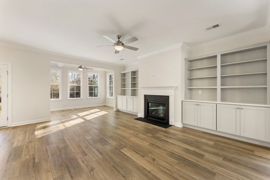 Spacious, unfurnished interior of a new home in Windsor Forest, Anderson (Image 15).