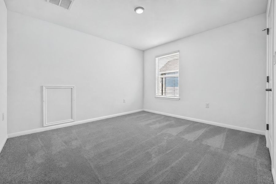 Spacious, unfurnished interior of a new home in Lisso, Pflugerville (Image 25).