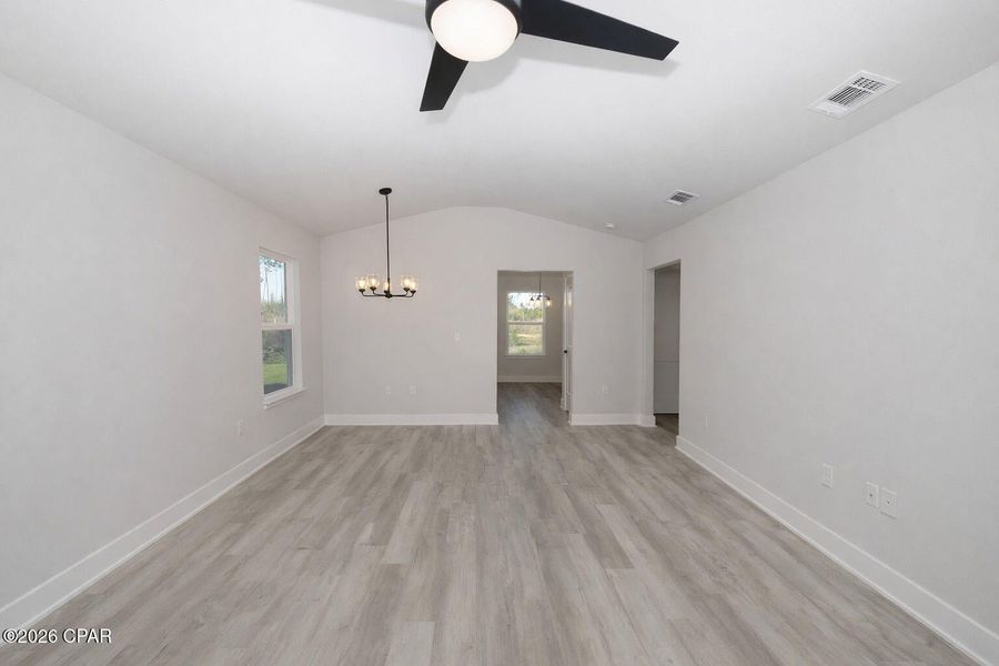 Spacious, unfurnished interior of a new home in Fox Glenn, Panama City (Image 15).